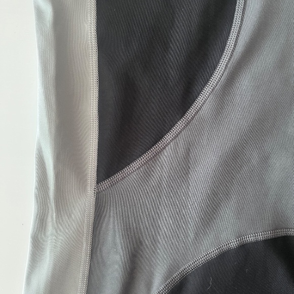 Gym Shark workout top, size large - Picture 5 of 5